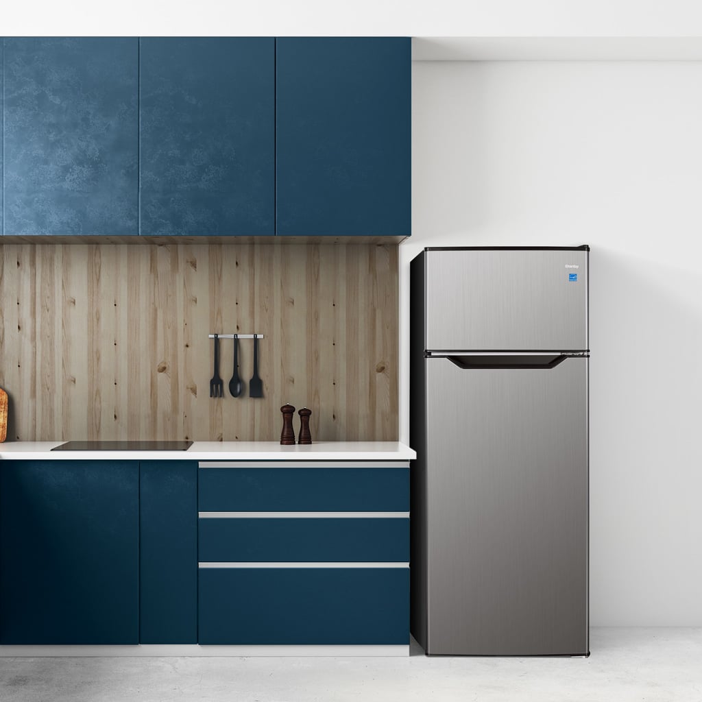 Danby 22 Inch Top Freezer Refrigerator DPF074B2BSLDB6 - View 4 | Fridge.com