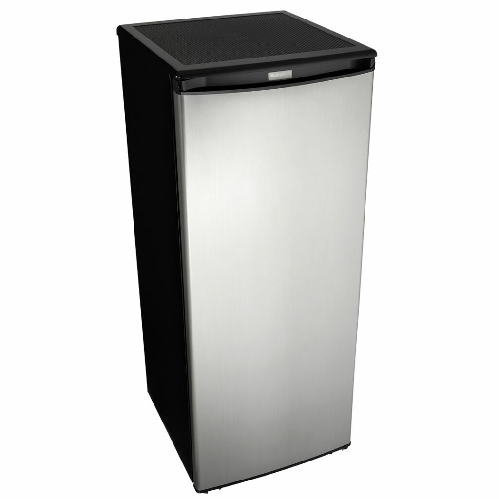 Danby Designer Danby DUFM085A4BSLDD-6 8.5 cu.ft. Garage Ready Upright Freezer With 5 Shelves, Mechanical Thermostat And Manual Defrost, Energy Star Rated - View 2 | Fridge.com