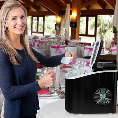 Deco Chef Compact Electric 26 lb. Daily Production Portable Clear Ice Maker | Fridge.com