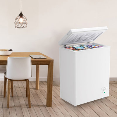 3.2 Cu.Ft Small Chest Freezer with 2 Removable Baskets Free Standing Top Open Door Compact Deep Freezer with 7 Adjustable Temperature for Home/Kitchen | Fridge.com