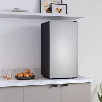 EdgeStar 18 Inch Wide 113 Can Beverage Center with Reversible Door | Fridge.com