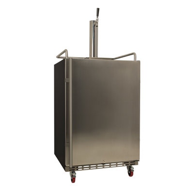 6.62 Cubic Feet Single Tap Freestanding Kegerator with Door Lock — EdgeStar, model ESKC7000BSS
