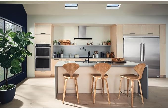 Electrolux EI33AR80WS 19 cu. ft. 33 Inch Counter-Depth Stainless Steel Refrigerator - View 3 | Fridge.com