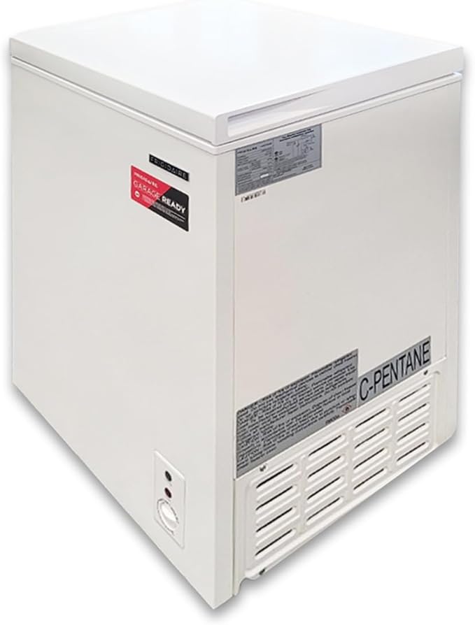 Frigidaire EFRF3003 Chest Deep Freezer - Garage-Ready, 3.5 cu. ft. Capacity, White - Adjustable Thermostat - Removable Vinyl Coated Wire Basket - Easy Defrost Drain - View 3 | Fridge.com