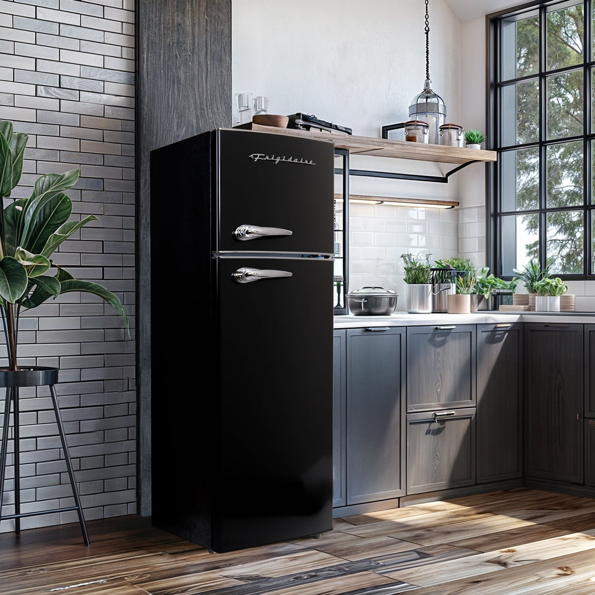 Frigidaire 7.5 cu. ft. Retro Refrigerator, Top Mount Apartment Size Fridge - View 5 | Fridge.com