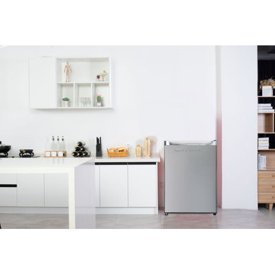 Frigidaire 3.0 Cu. ft. Upright Freezer, Compact Freezer with Wire Shelves, Reversible Door, Platinum — FIN-0018369 | Fridge.com