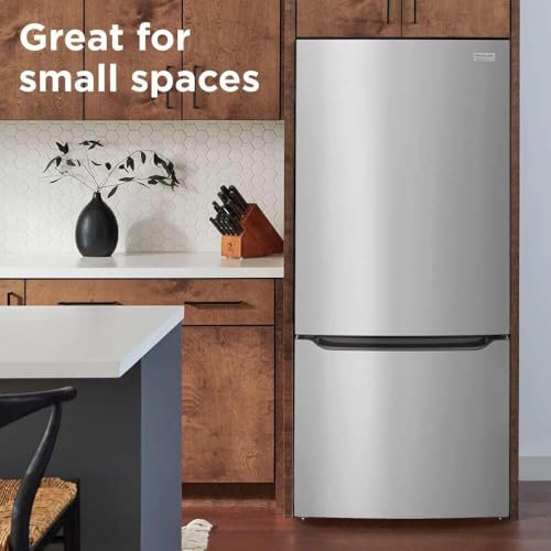Frigidaire Gallery 30 in. 20.3 cu. ft. Bottom Freezer Refrigerator In Smudge Proof Stainless Steel GRBN2012AF - View 2 | Fridge.com