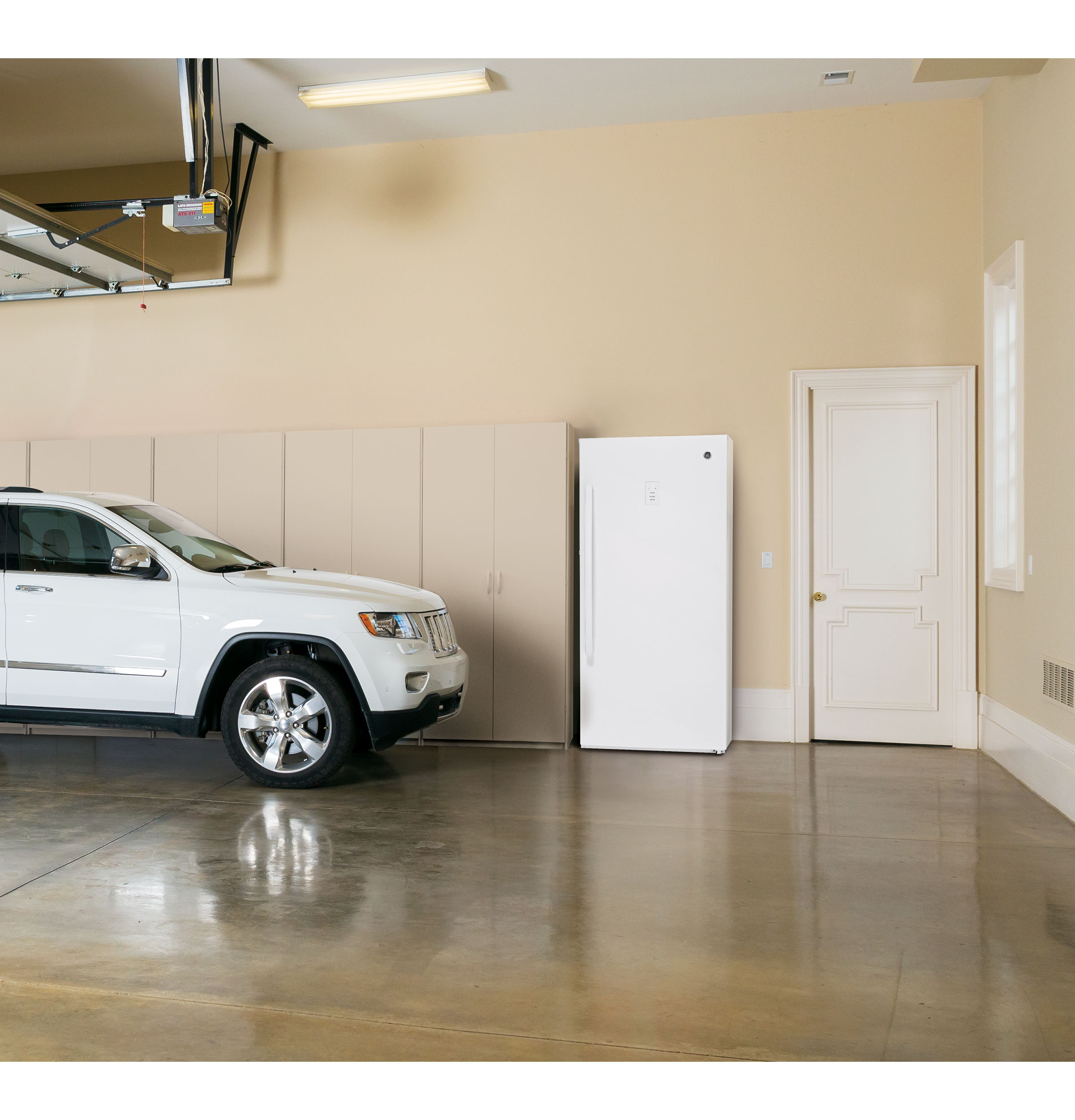 GE 14.1 cu. ft. Frost-Free Garage Ready Upright Freezer - View 5 | Fridge.com