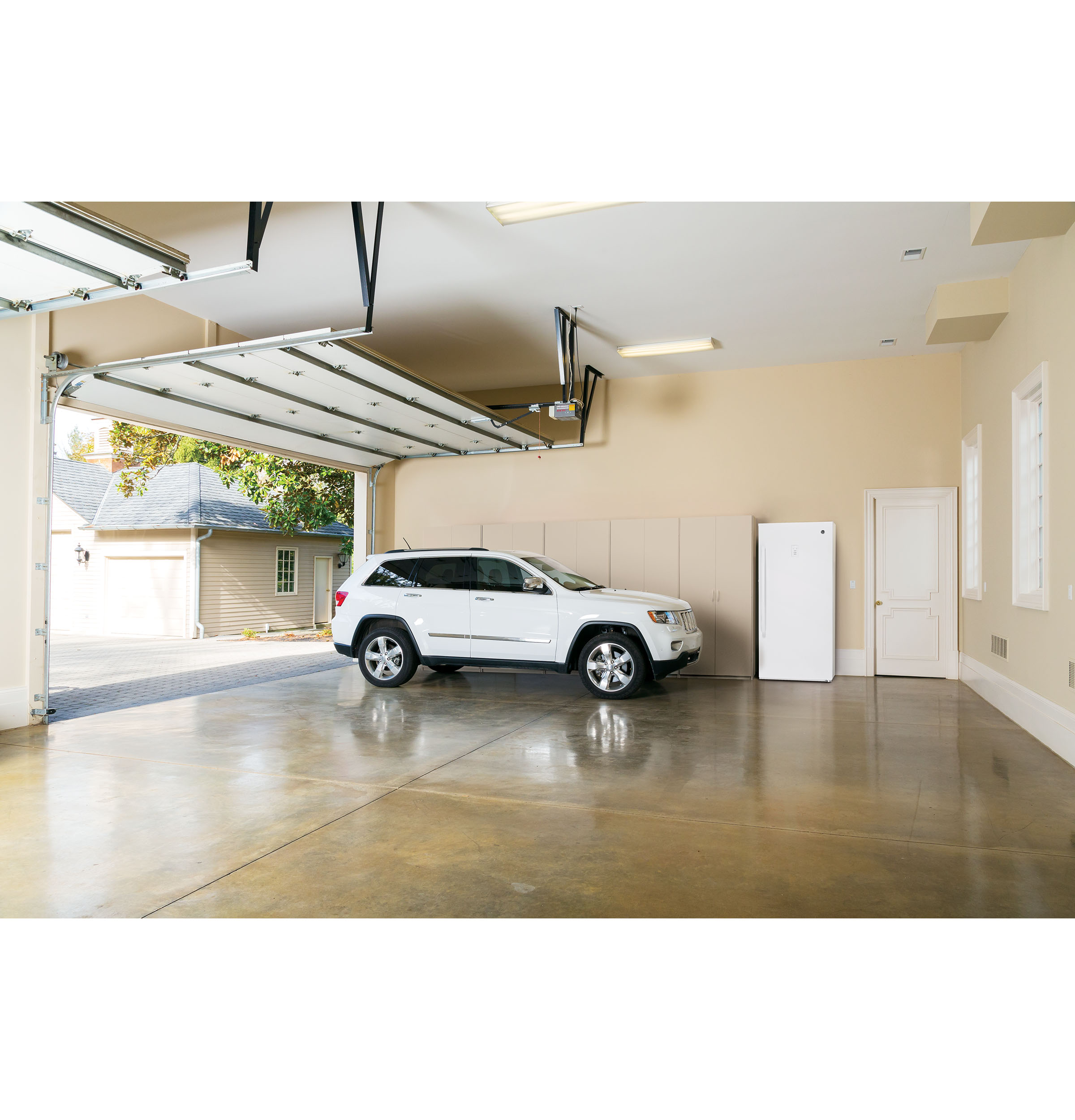 GE 14.1 cu. ft. Frost-Free Garage Ready Upright Freezer - View 6 | Fridge.com