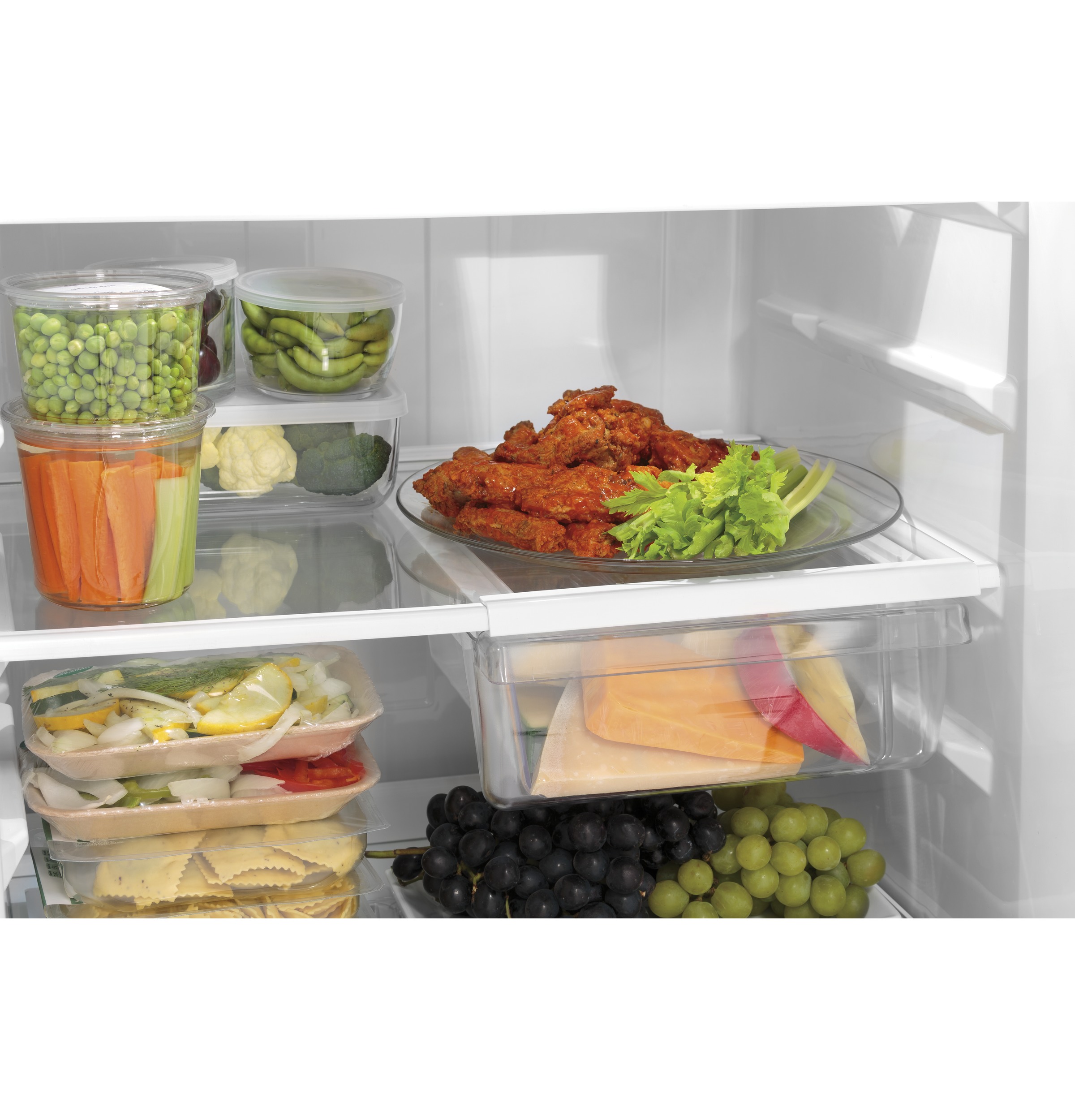 28" Energy Star Top Freezer 16.6 cu. ft. Refrigerator - View 6 | Fridge.com
