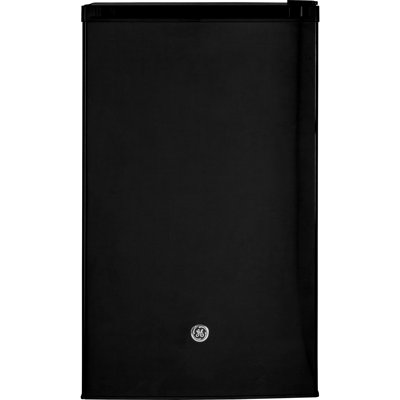 4.4 cu. ft. Freestanding Mini Fridge with Freezer | Fridge.com