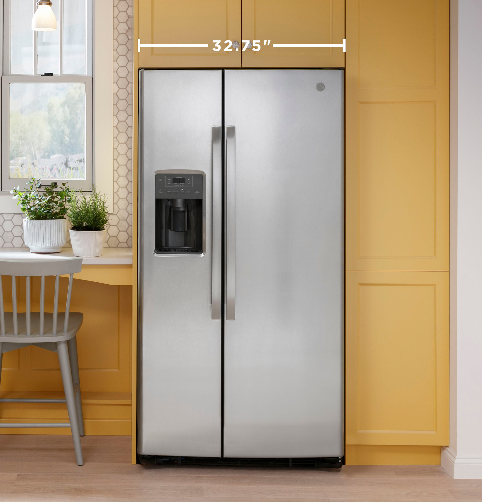 GE® Energy Star® 23.0 cu. ft. Side-By-Side Refrigerator - View 6 | Fridge.com