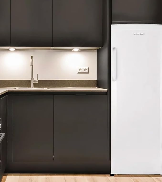11 cu ft Upright Freezer With Drawer Organizer - Manual Defrost & Energy Efficient - View 6 | Fridge.com