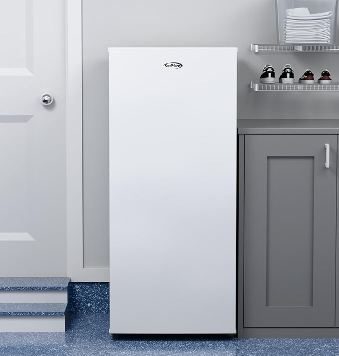 KoolMore 7 cu. ft. Convertible Garage Ready Upright Freezer/Refrigerator In White (KM-RUF-7S) - View 4 | Fridge.com