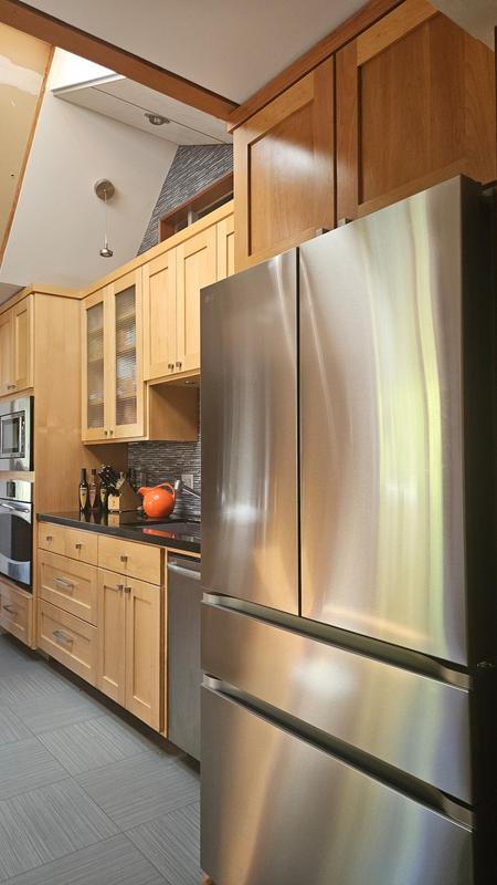 LG LF26C8210S 26 CuFt French Door Refrigerator | Fridge.com