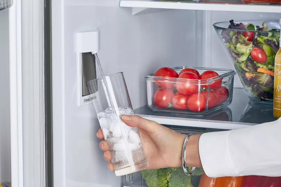 LG LF26C8210S 26 cu ft French Door Refrigerator - View 3 | Fridge.com