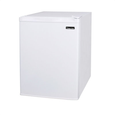 1.7 Cubic Feet Refrigerator — Magic Chef, model HMAR170WE