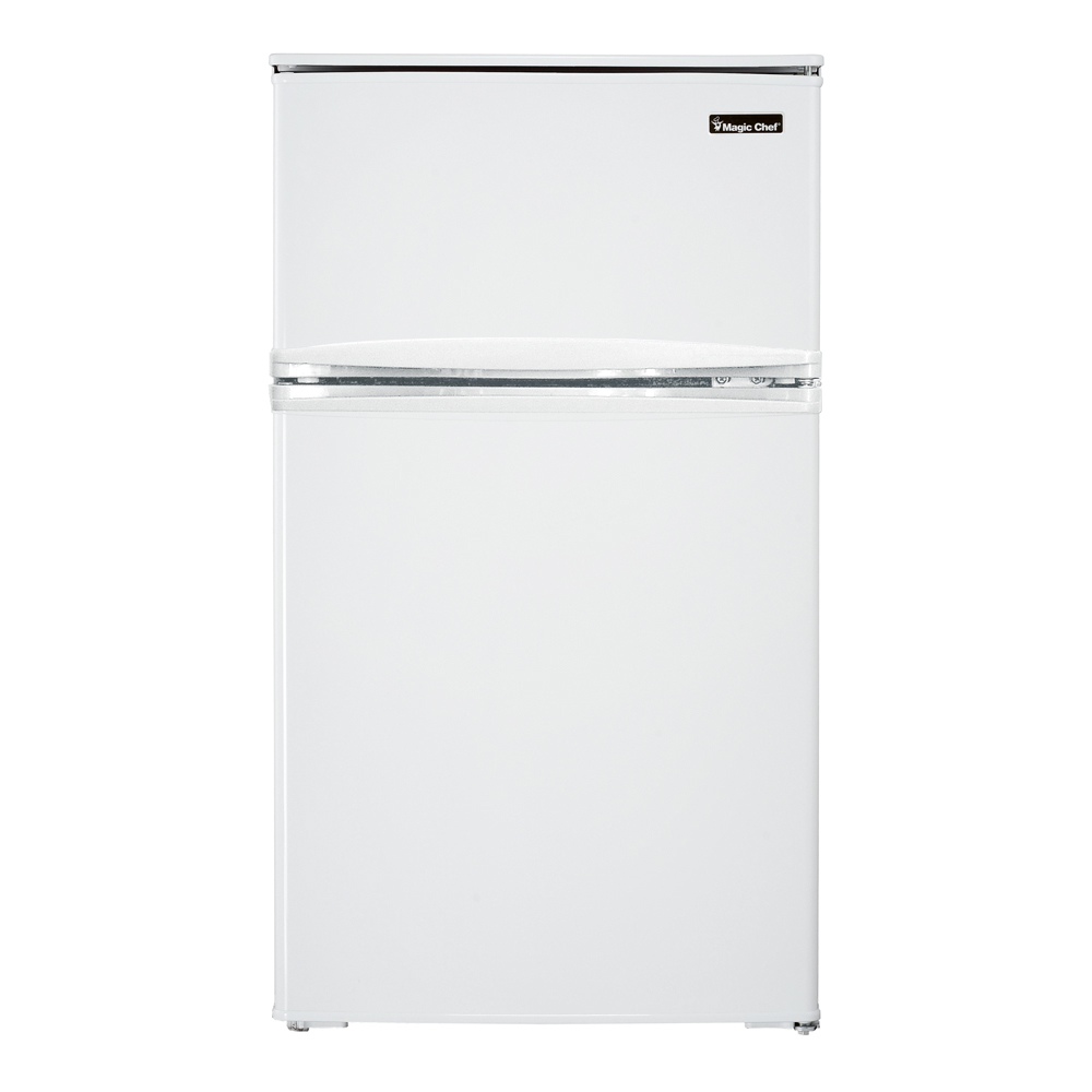 Magic Chef 20" 3.1 Cubic Feet Top Freezer Refrigerator - View 2 | Fridge.com