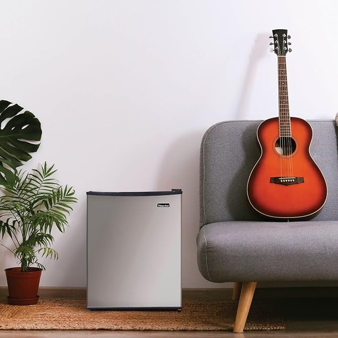 Magic Chef 2.4 cu ft All Refrigerator E-Star - View 2 | Fridge.com