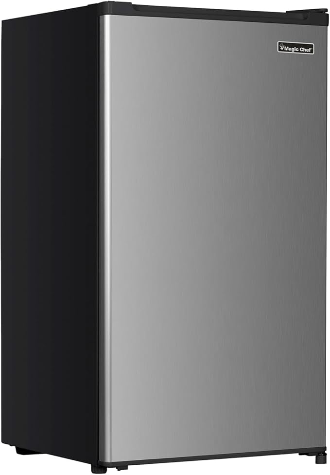 Magic Chef MCAR32PSE 3.2-cu. ft. Freezerless Energy Star Mini Fridge (Silver) - View 6 | Fridge.com