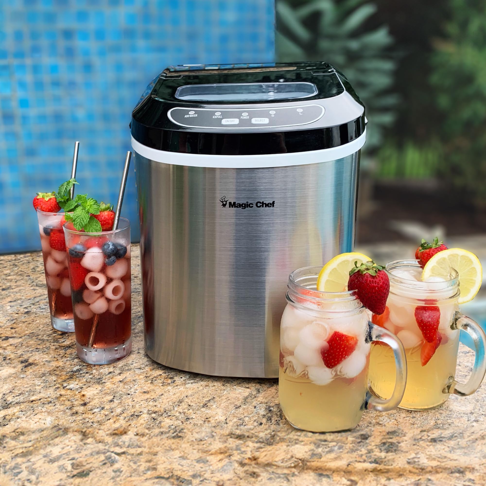 27-Pound-Capacity Portable Ice Maker - View 5 | Fridge.com