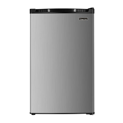 Magic Chef 4.4-Cu. Ft. Compact Refrigerator, Silver — FIN-0015682 | Fridge.com