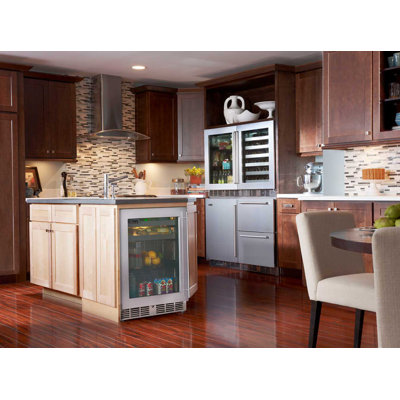 5.2 cu. ft. 24" Undercounter Beverage Refrigerator | Fridge.com