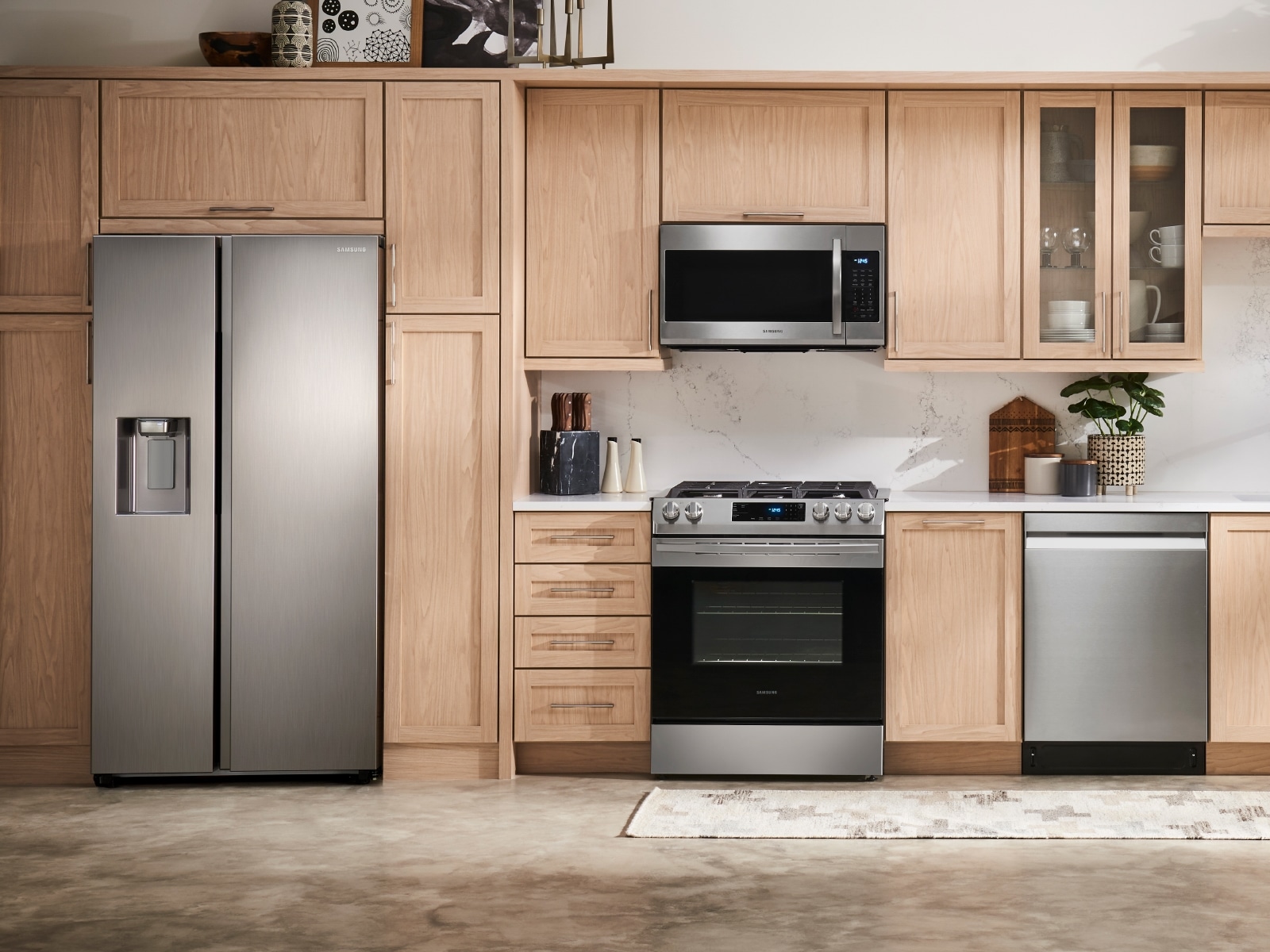Samsung 36 Inch 36" Counter Depth Side-By-Side Refrigerator RS22T5201SR - View 6 | Fridge.com