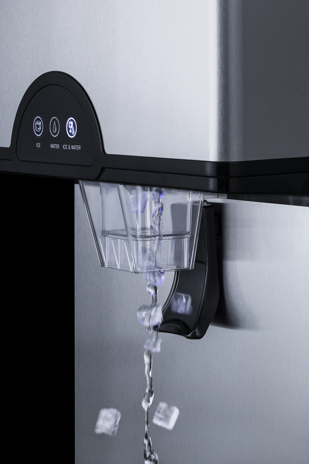 Summit 17" Ice Maker AIWD450 | Fridge.com