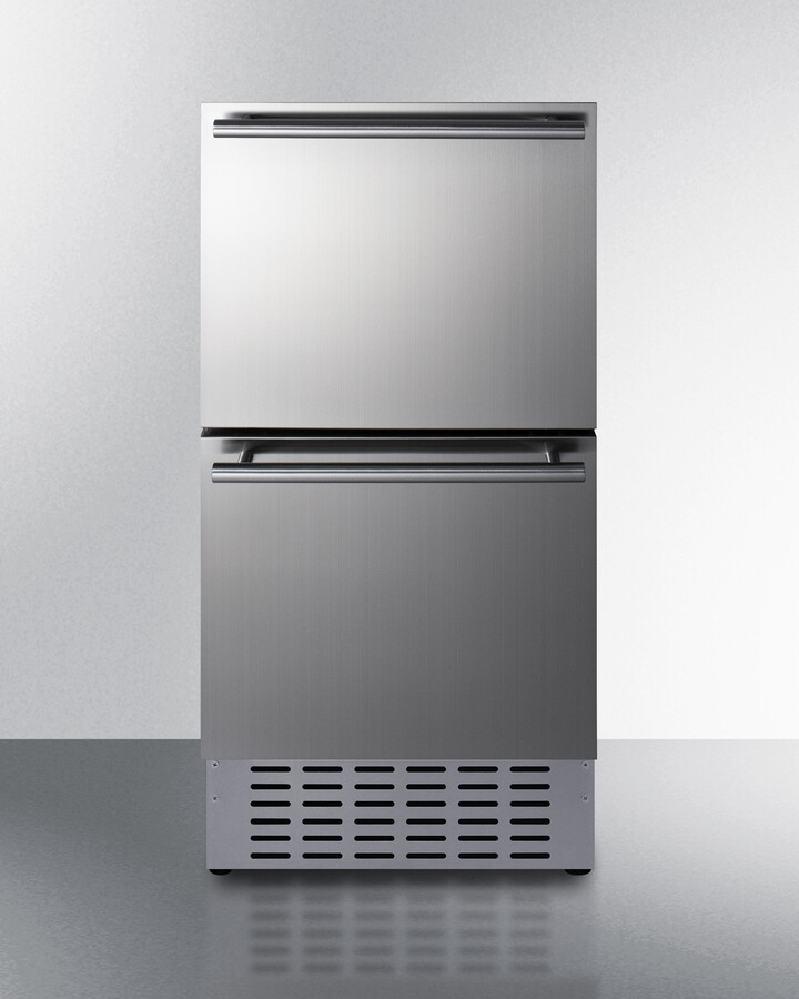 Summit Appliance 3.4 Cubic Feet Mini Fridge | Fridge.com