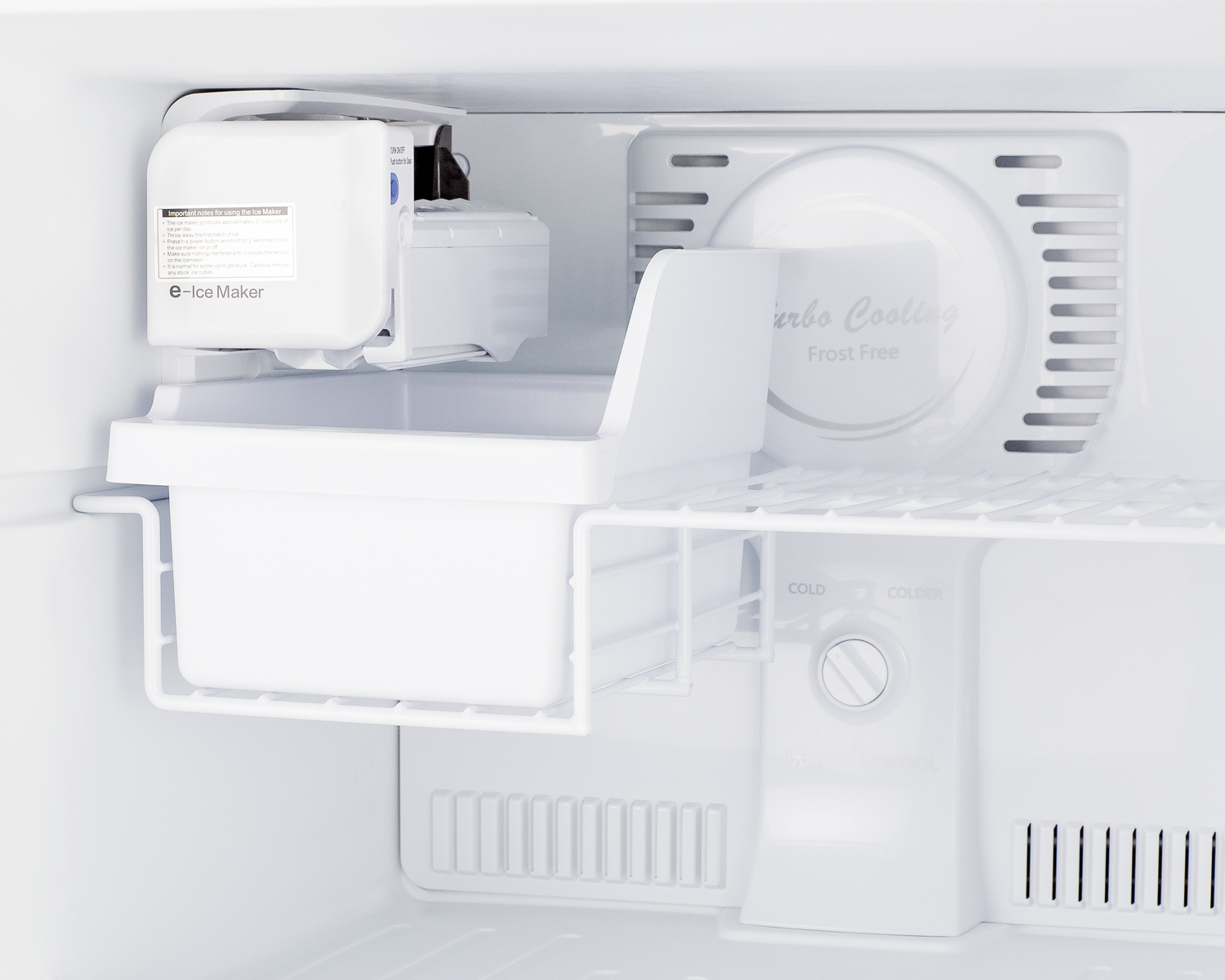 24" Top Freezer 10 cu. ft. Refrigerator - View 6 | Fridge.com