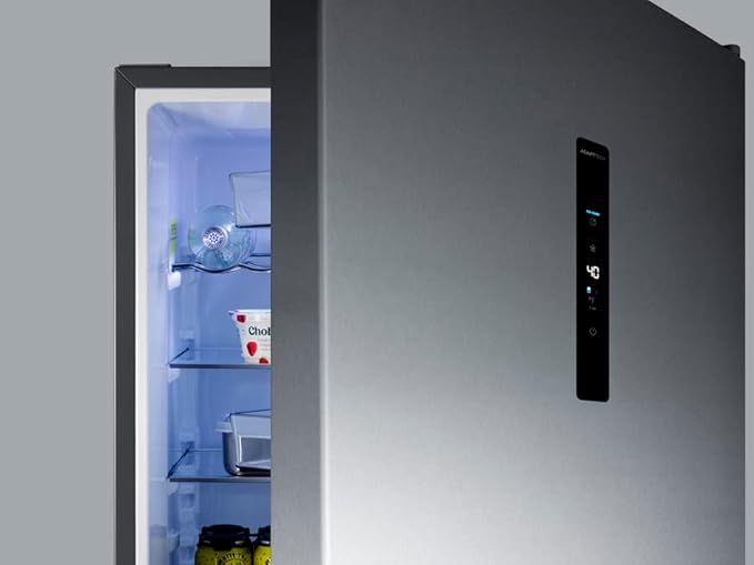 Summit 24" Refrigerator, 10.6 cu.ft Capacity Refrigerator - Freezer, Bottom Freezer, Ice Maker, Stainless Steel- FFBF249SS2IM - View 6 | Fridge.com