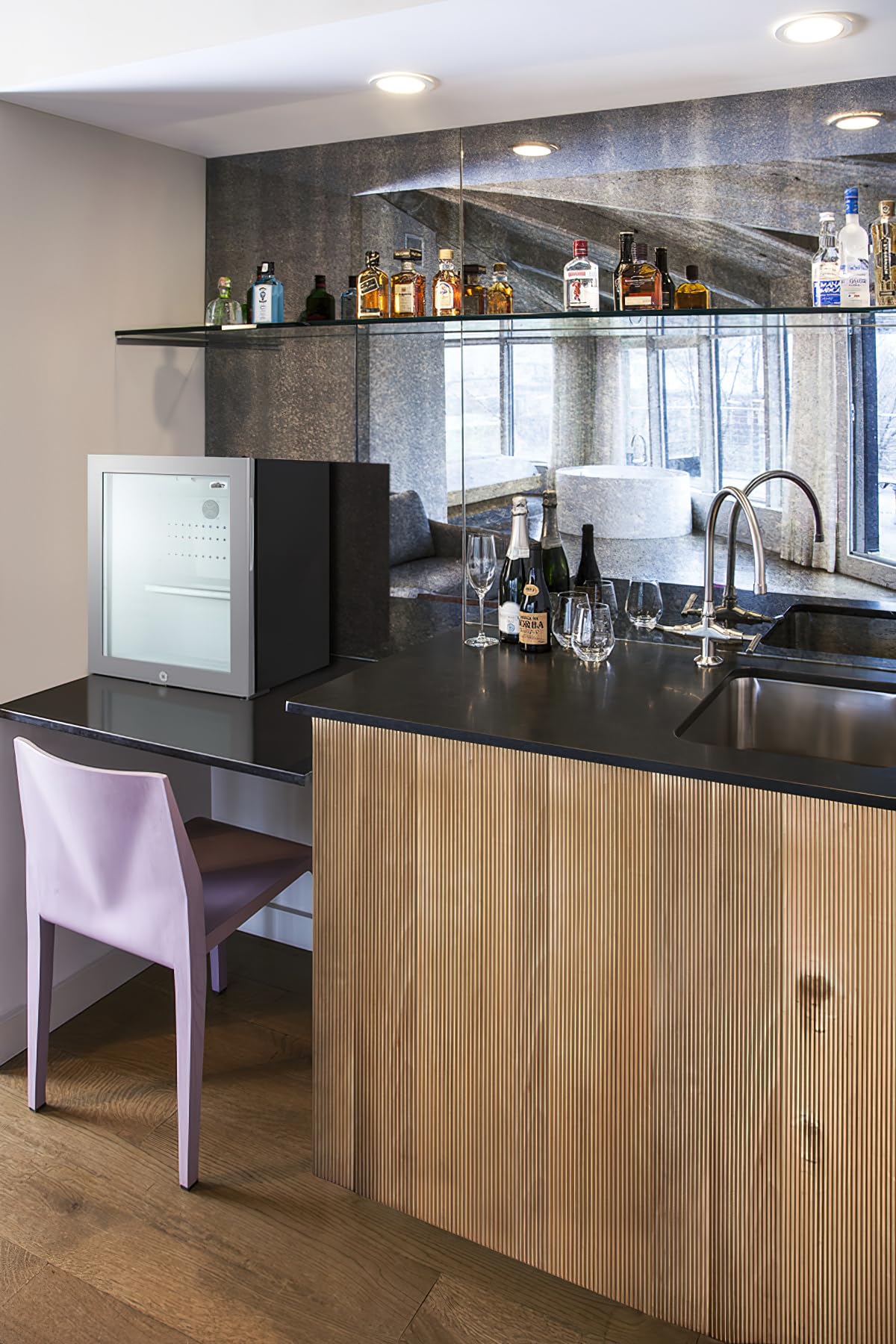 Summit Appliance 16" Wide Compact Minibar - View 4 | Fridge.com