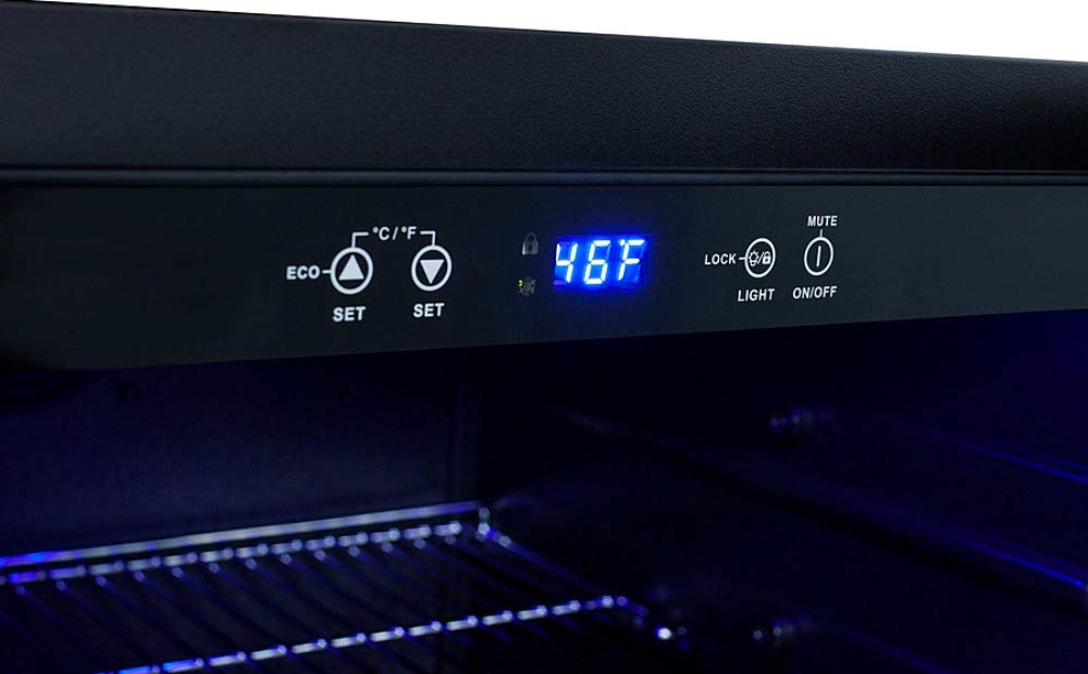 Summit 24" Freestanding/Built In Beverage Center SCR2466BCSS - View 6 | Fridge.com