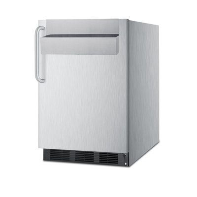 Summit Appliance 5.5 Cubic Feet Mini Fridge | Fridge.com