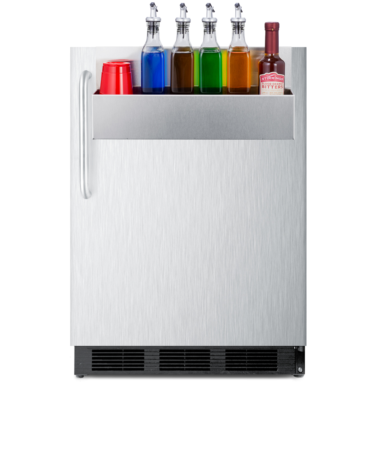 Summit Appliance 5.5 Cubic Feet Mini Fridge - View 5 | Fridge.com