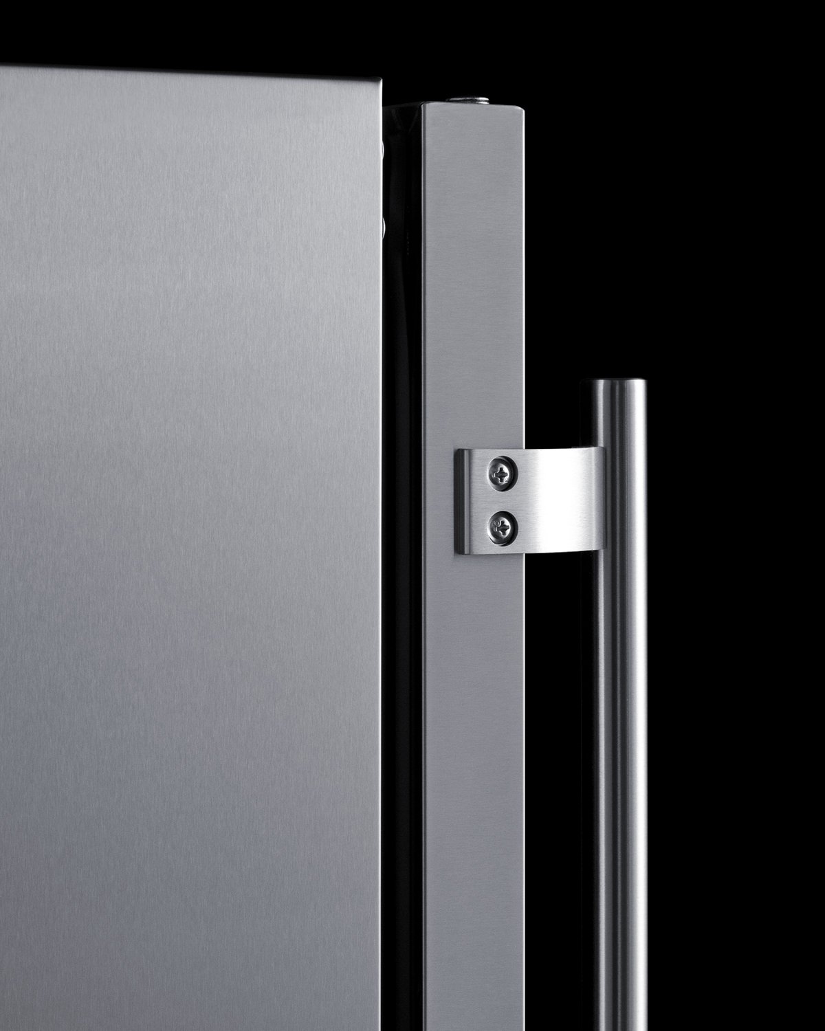 Summit Appliance 3.1 cu. ft. Built-in Mini Fridge | Fridge.com