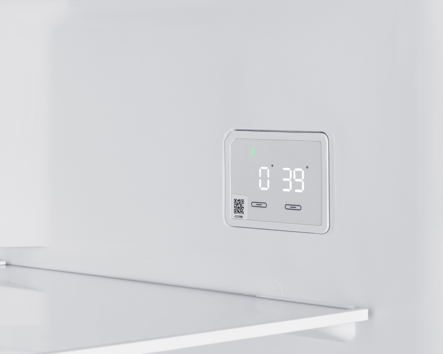 Summit 28 Inch Top Freezer Refrigerator BKRF151WLHD - View 6 | Fridge.com