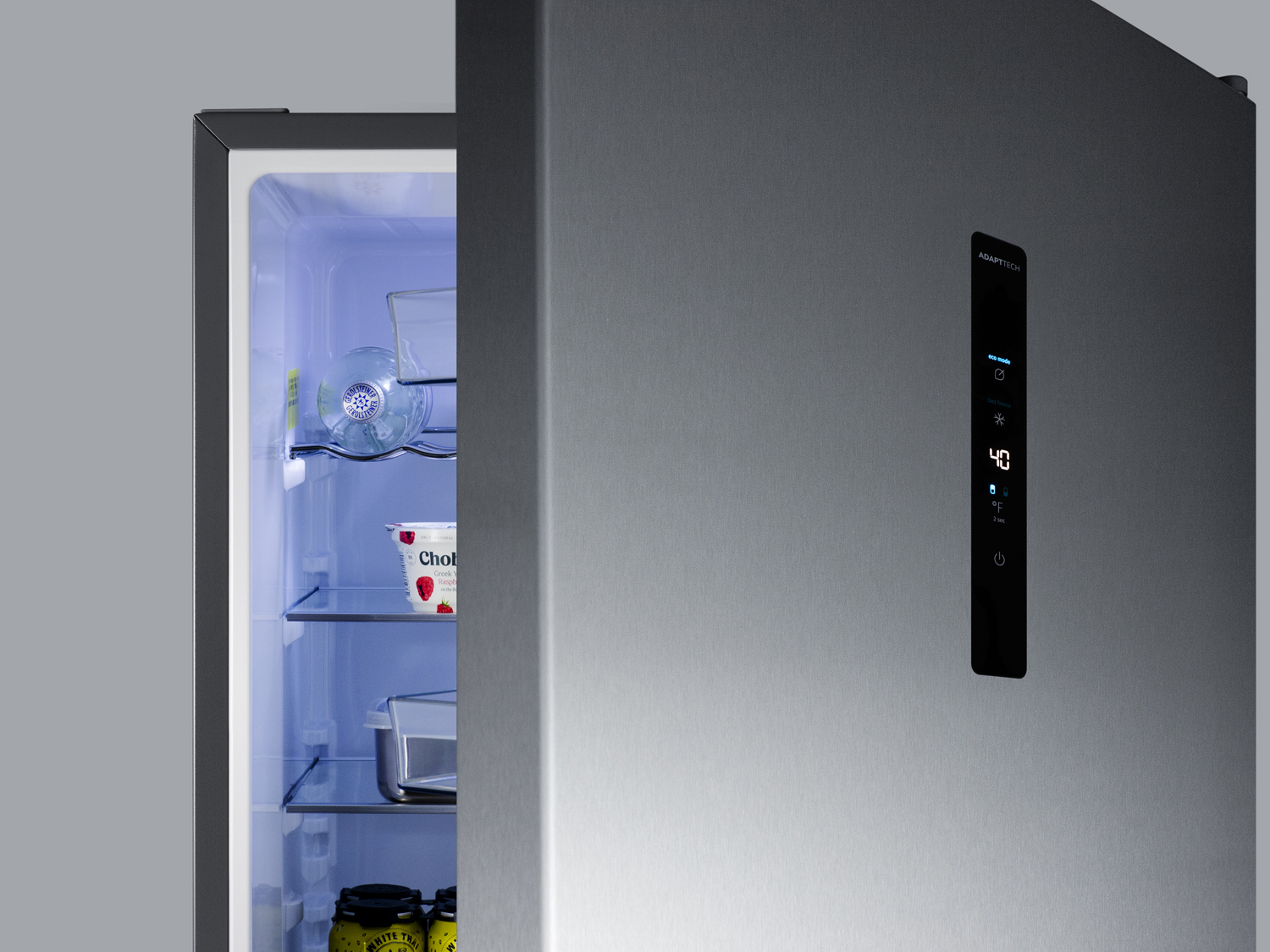 Summit Appliance 24" 10.6 Cubic Feet Energy Star Bottom Freezer Refrigerator - View 6 | Fridge.com