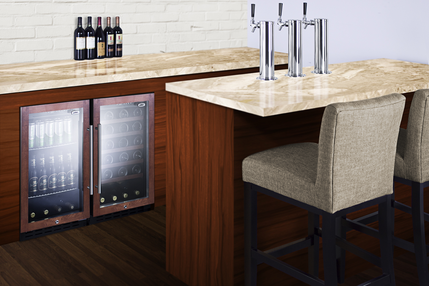 Summit Appliance 17.75'' W Freestanding 108 Cans (12 oz.) 2.7 Cubic Feet Beverage Cooler With Glass Door - View 6 | Fridge.com