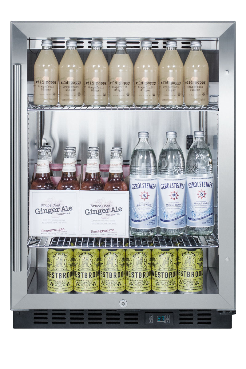 Summit Appliance 23.63'' W Convertible 108 Cans (12 oz.) 5 Cubic Feet Beverage Cooler With Glass Door - View 4 | Fridge.com