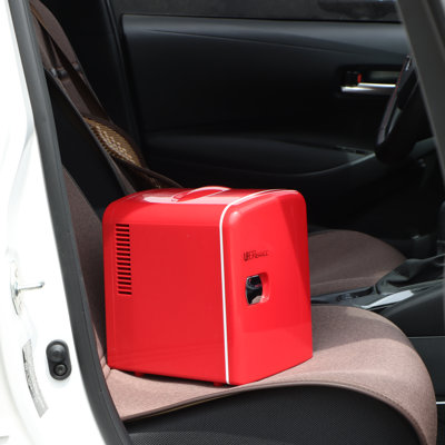 0.14 cu. ft. Countertop Mini Fridge | Fridge.com