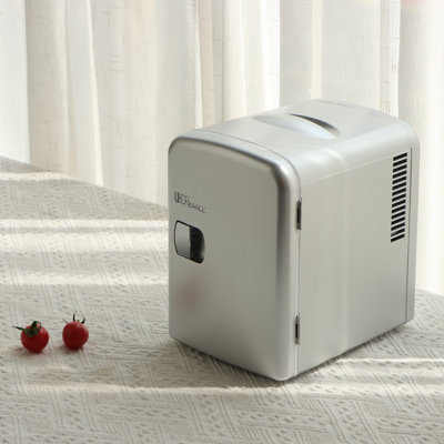 0.14 cu. ft. Countertop Mini Fridge | Fridge.com