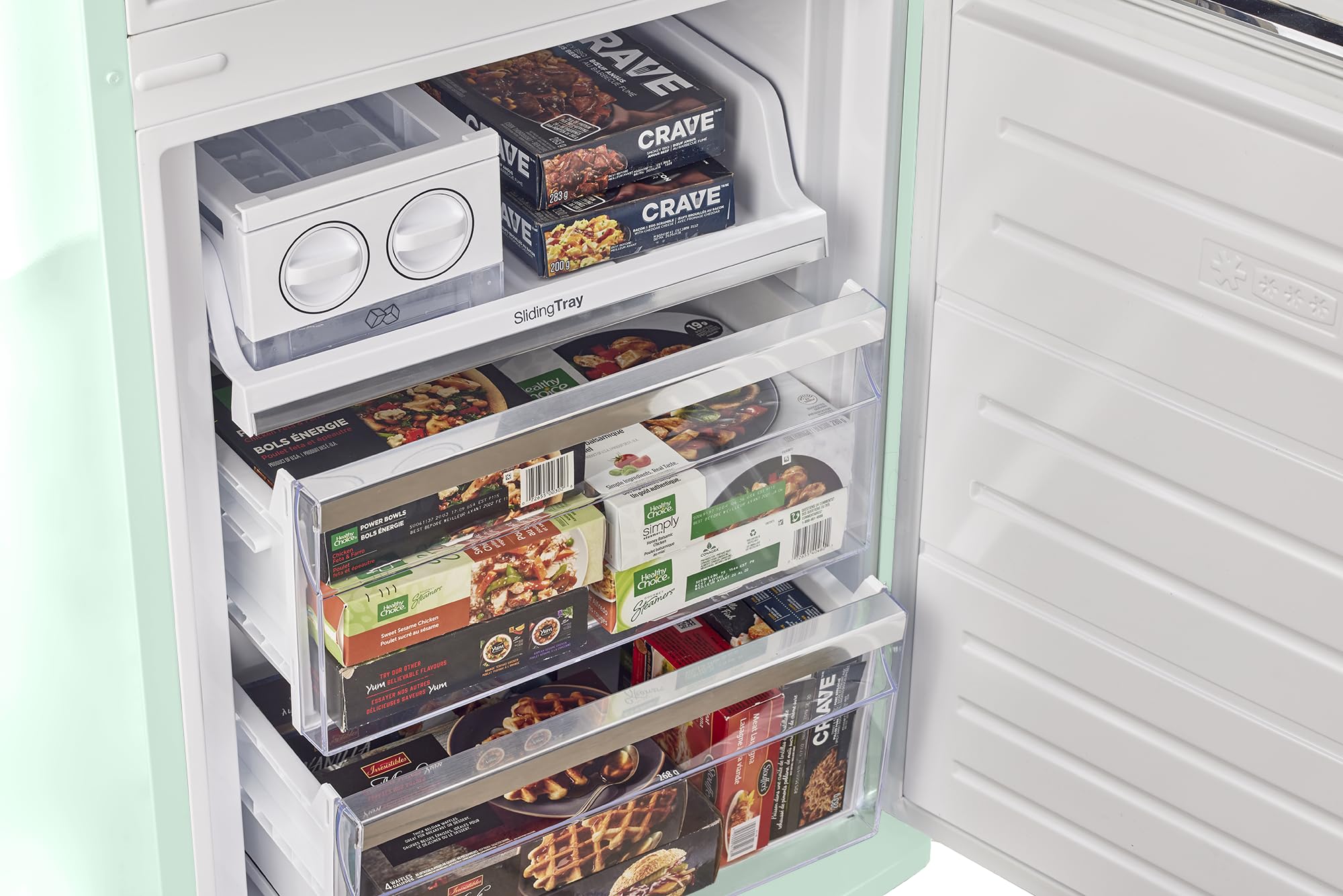 Unique Appliances - 24 in. Wide Classic Retro 23.8 in 11.7 cu. ft. Frost Free Retro Bottom Freezer Refrigerator Energy Star - Summer Mint Green - View 5 | Fridge.com