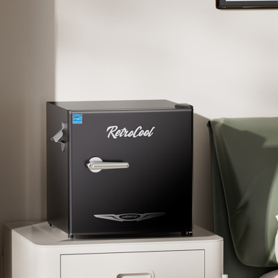 1.7 Cu.Ft Retro Single Door Mini Fridge With Metal Handle,ENERGY STAR | Fridge.com