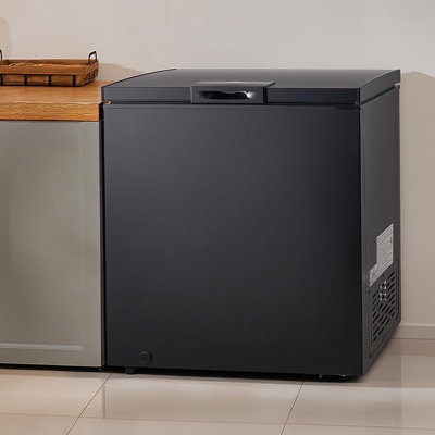 Chest Freezer, 5 Cu.ft Compact Deep Freezer, Free Standing Top Open Door Chest Freezers with 2 Removable Baskets & Adjustable Thermostat - Energy Savi — FIN-0015826 | Fridge.com