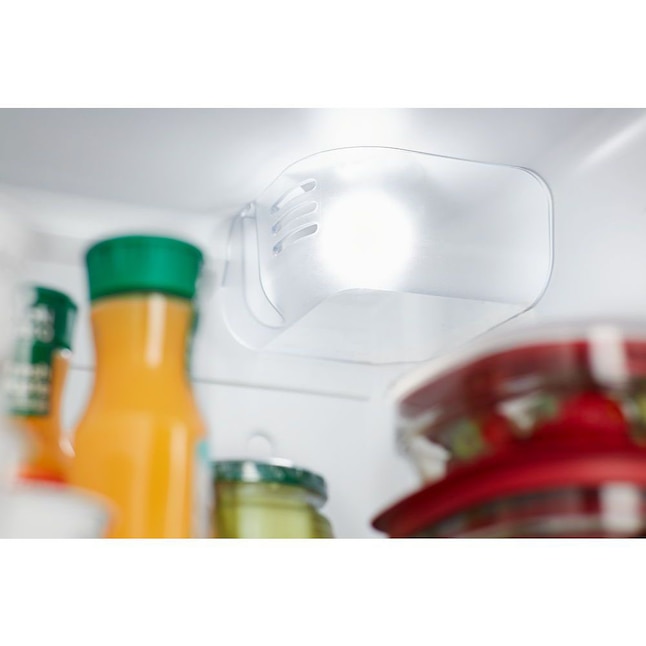Whirlpool 36 in. Wide Side-By-Side Refrigerator In White 25 cu. ft. WRS315SNHW - View 6 | Fridge.com