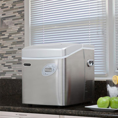 Whynter 49 lb Stainless Steel Countertop Ice Maker | Fridge.com